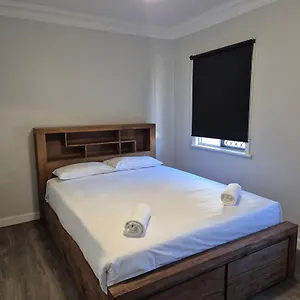 Golf Club Motel